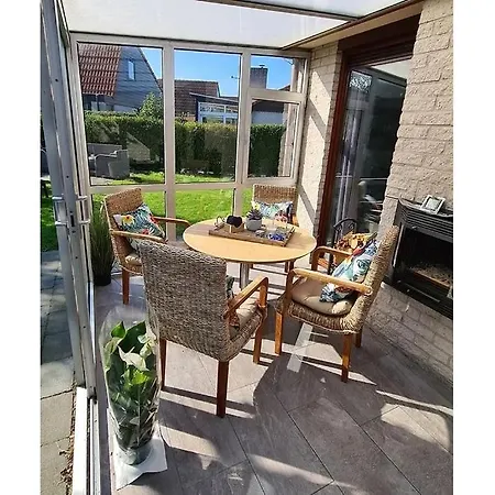 Zee Tijd בית נופש